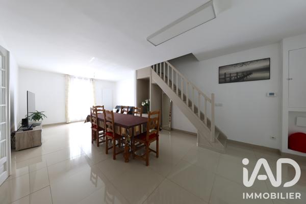 Maison à vendre 7 pièces 240 m² Soisy-sur-Seine