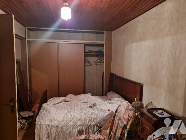 Maison de village de 54 m2 habitable avec terrain de 2682 m2.