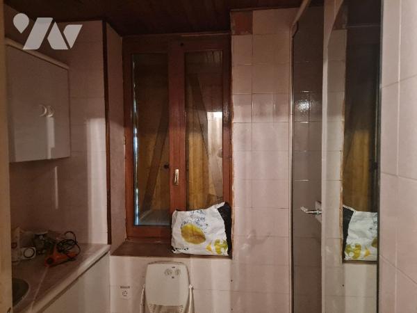 Maison de village de 54 m2 habitable avec terrain de 2682 m2.