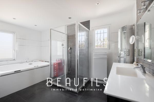 Nîmes (30000) Caveirac - Propriété d’exception de 231m² au calme absolu sans vis-à-vis aux portes de Nîmes