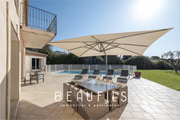 Nîmes (30000) Caveirac - Propriété d’exception de 231m² au calme absolu sans vis-à-vis aux portes de Nîmes