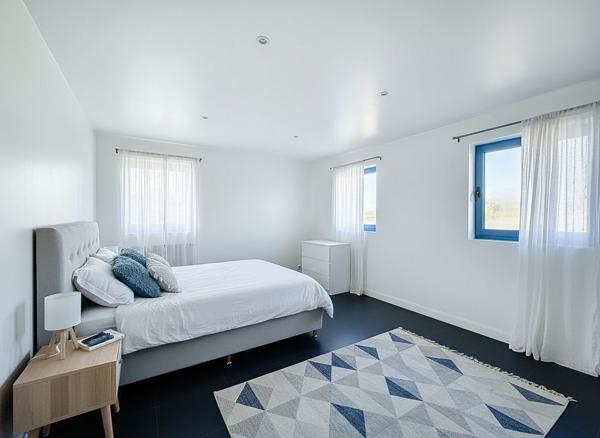 Local d'activité (entrepôt, bureaux et appartement ) situé à Villenoy - 198 m2 - proche RN3, A4 et gare de Meaux