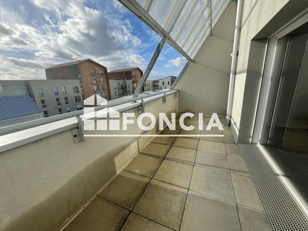 Location Studio 36.1 m² - 10 RUE DE LA HALLE AUX CUIRS Dijon 21000