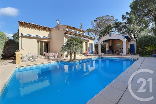 Maison à vendre  6 pièces - 156,10 m2 ST RAPHAEL - 83