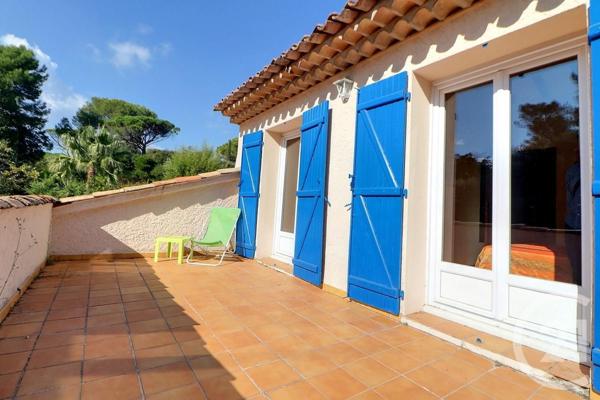 Maison à vendre  6 pièces - 156,10 m2 ST RAPHAEL - 83