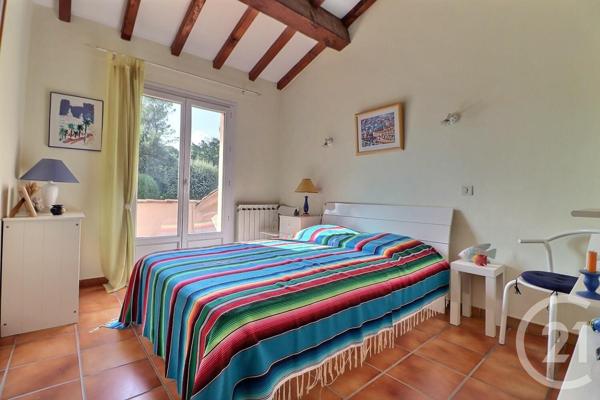 Maison à vendre  6 pièces - 156,10 m2 ST RAPHAEL - 83