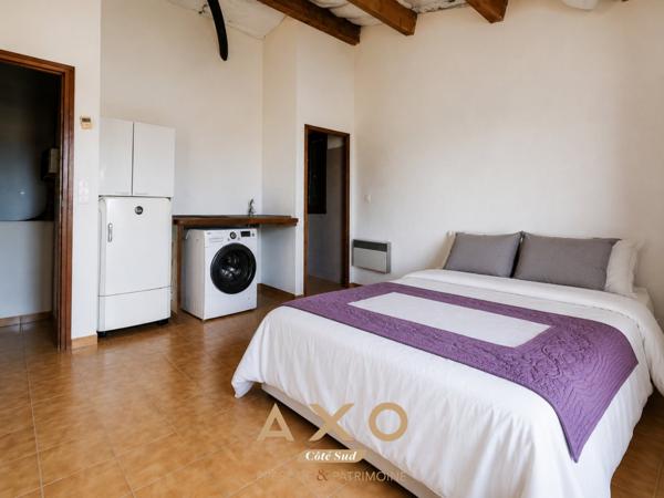 LAMBESC - MAISON - 250m² - 3 CHAMBRES - PISCINE - 750 000 €