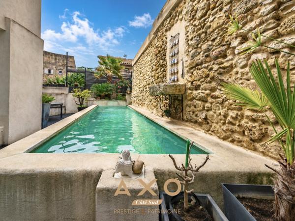 LAMBESC - MAISON - 250m² - 3 CHAMBRES - PISCINE - 750 000 €