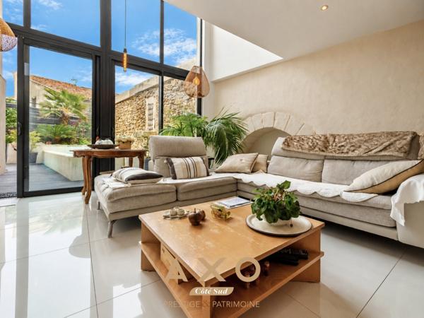 LAMBESC - MAISON - 250m² - 3 CHAMBRES - PISCINE - 750 000 €