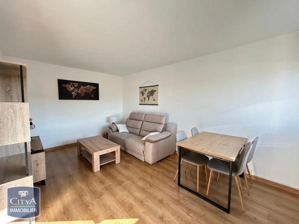 Appartement à louer 2 pièces 55m²