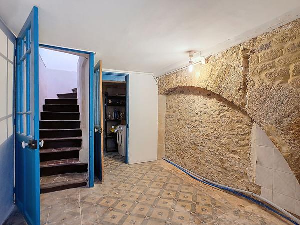 Maison de ville à vendre à Carpentras - 130 000 €