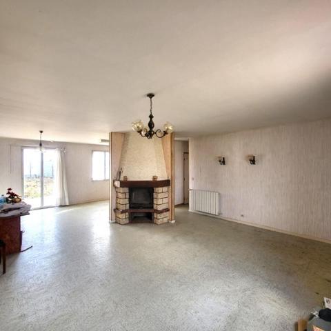 Maison 5 chambres (110m²), Saint Rémy sur Avre (28380), double garage, terrain de 800 m². Prix HAI 179 900