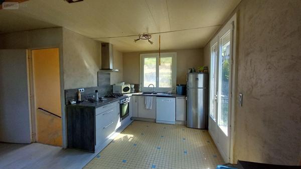 Maison à vendre à Allanche dans le Cantal (15160), ref : FG/2369