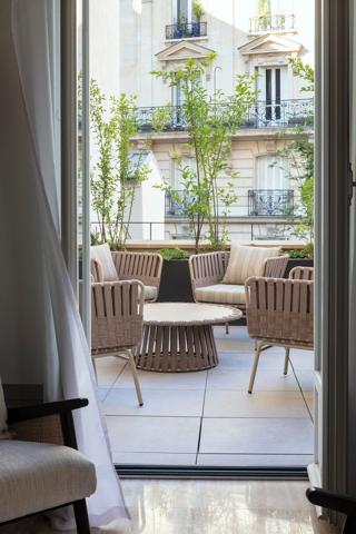 Vente Hôtel particulier Paris 6 13 Pièces 389.9 m²