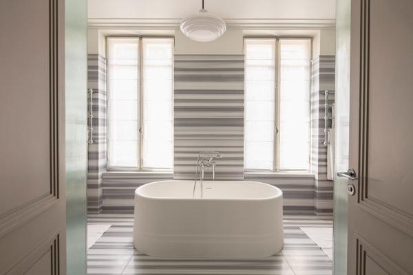 Vente Hôtel particulier Paris 6 13 Pièces 389.9 m²