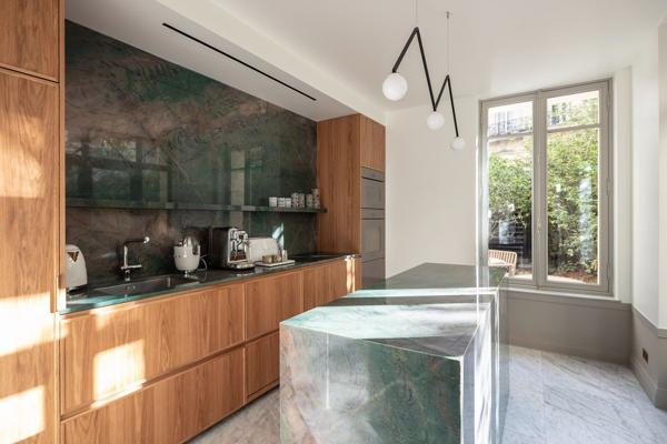 Vente Hôtel particulier Paris 6 13 Pièces 389.9 m²