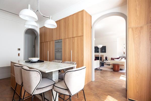 Vente Hôtel particulier Paris 6 13 Pièces 389.9 m²