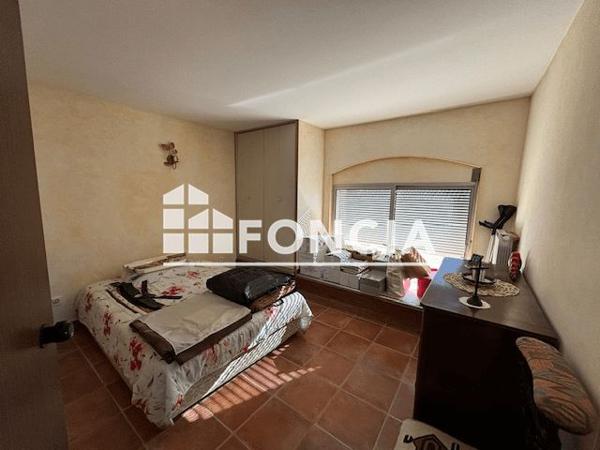 À vendre Maison 6 pièces 140 m² - Avignon 84000