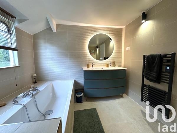 Péniche 12 pièces de 440 m² à Le Port-Marly (78560)