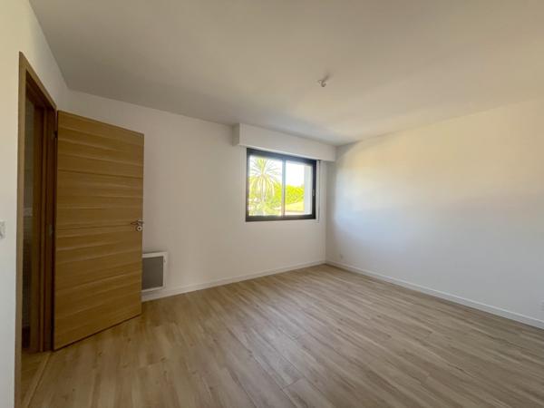 Saint-Laurent-du-Var (06700) APPARTEMENT REFAIT A NEUF AVEC TERRASSE ET PARKINGS