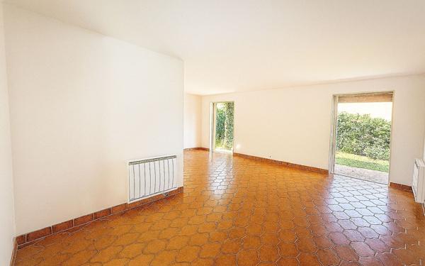 Maison à vendre    3 pièces • 83,09 m2 Antibes