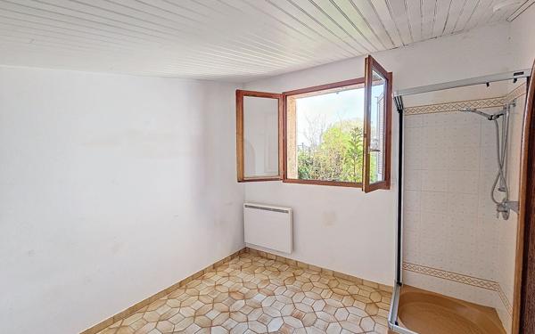 Maison à vendre    3 pièces • 83,09 m2 Antibes