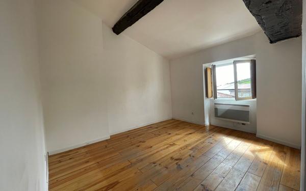 Appartement à louer    4 pièces • 95 m2 Mornant