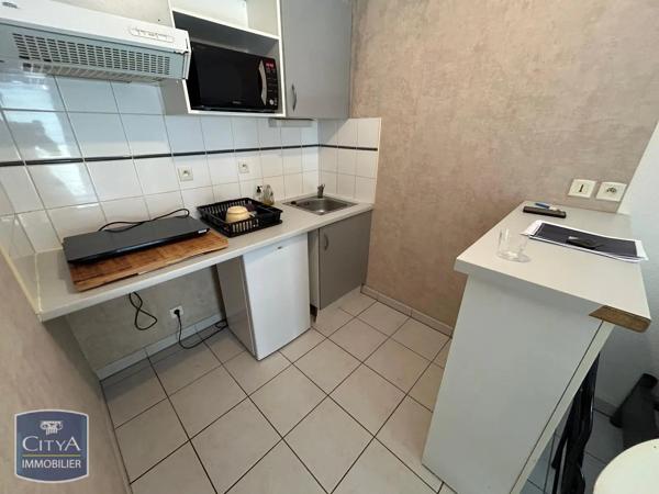 Appartement à louer 1 pièce 29.58m² Poitiers (86000)
