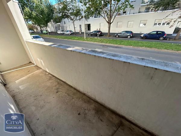Appartement à louer 1 pièce 29.58m² Poitiers (86000)
