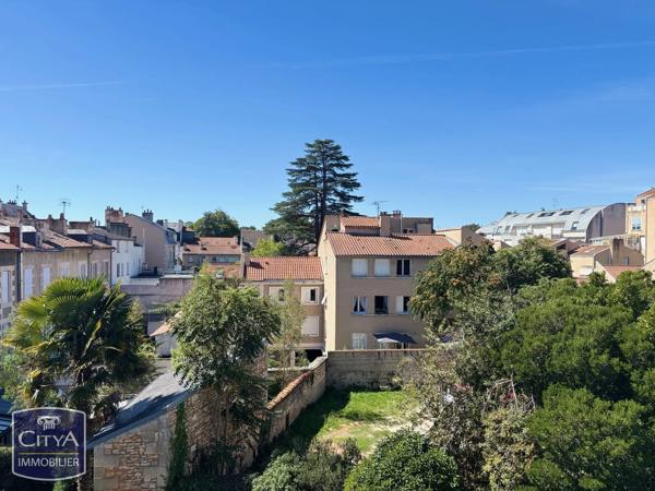 Appartement à vendre 3 pièces 91.1m² Poitiers (86000)