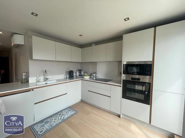 Appartement à vendre 3 pièces 91.1m² Poitiers (86000)