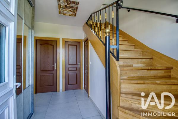 Maison à vendre 5 pièces 145 m² Saint-Maximin