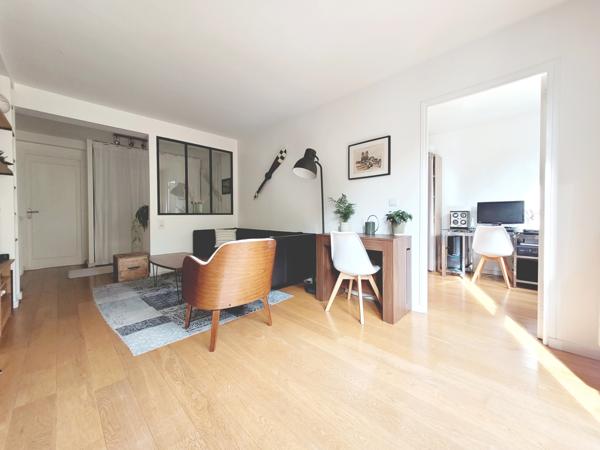 Issy-les-Moulineaux (92130) Un havre de paix avec un grand jardin plein sud