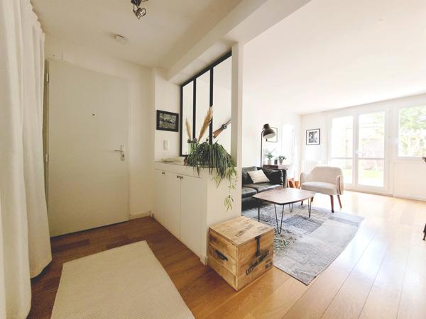 Issy-les-Moulineaux (92130) Un havre de paix avec un grand jardin plein sud