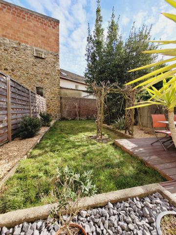 Issy-les-Moulineaux (92130) Un havre de paix avec un grand jardin plein sud