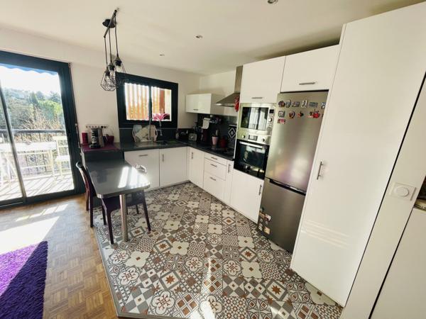 Appartement T2/T3 de 58 m² – Résidence Le Val d’Azur