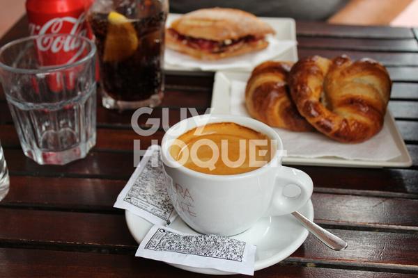 HÔTEL *** Fonds et Murs