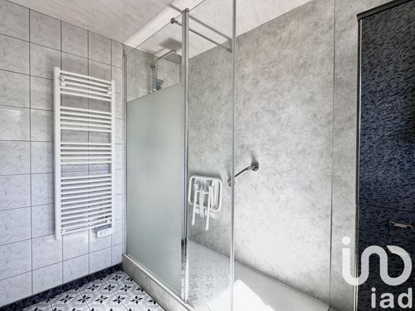 House for sale 4 rooms 121 m² Beauvais