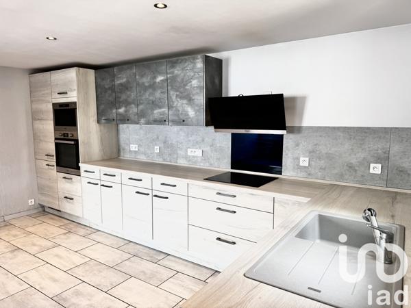 House for sale 4 rooms 121 m² Beauvais