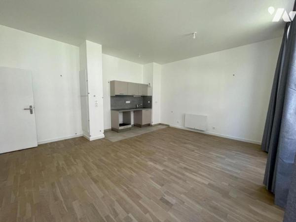 INTRA MUROS 3 PIECES NEUF AVEC UN PARKING