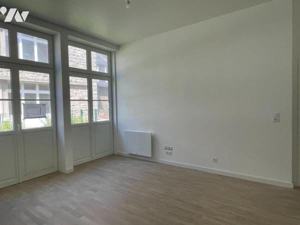 INTRA MUROS 3 PIECES NEUF AVEC UN PARKING