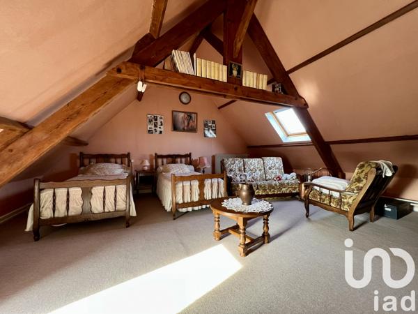 Maison à vendre 10 pièces 224 m² Saint-Sauveur-Villages