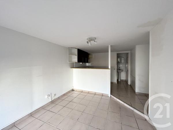 Appartement T3 à vendre  3 pièces - 48,02 m 2   ST PIERRE D OLERON  - 17