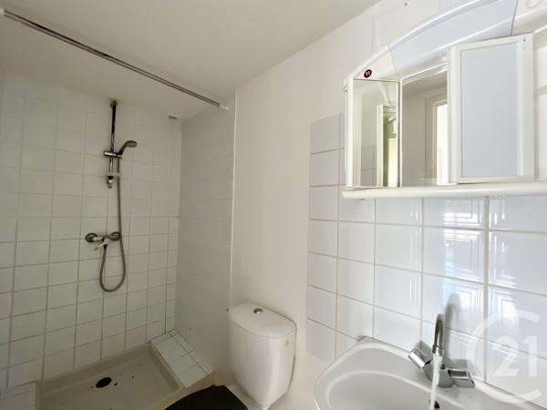 Appartement T3 à vendre  3 pièces - 48,02 m 2   ST PIERRE D OLERON  - 17