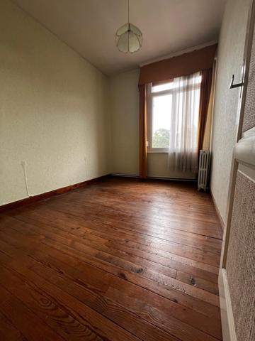 Habitation et développement foncier / hangar / granges