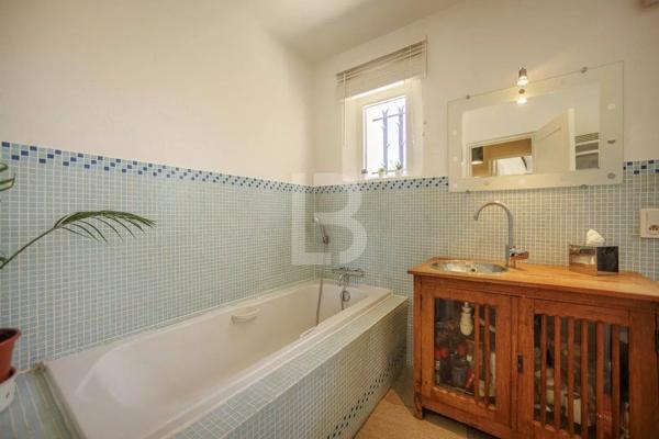 Charmante Villa avec des finitions haut de gamme à vendre au Rouret