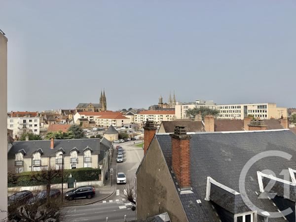 Appartement F4 à vendre  4 pièces - 93,53 m2 MOULINS - 03