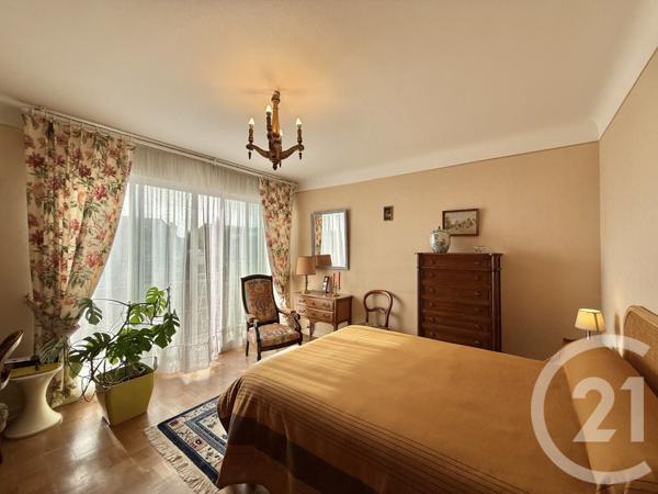 Appartement F4 à vendre  4 pièces - 93,53 m2 MOULINS - 03