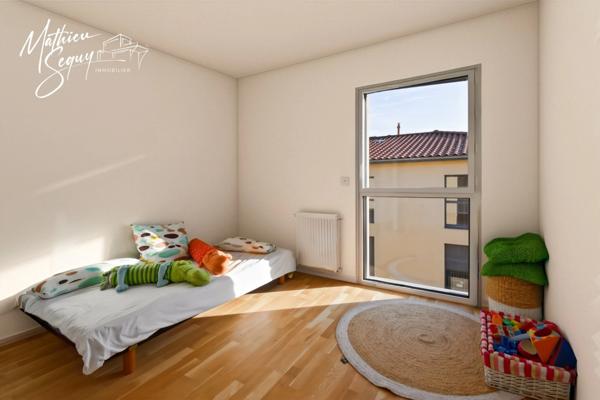 Découvrez cet appartement Neuf – Chic, Confortable et Lumineux