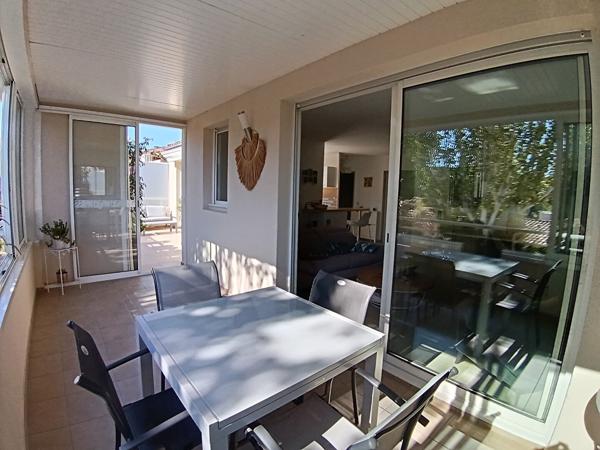 Appartement T4 de 78,81m² avec terrasse, loggia, garage et PK